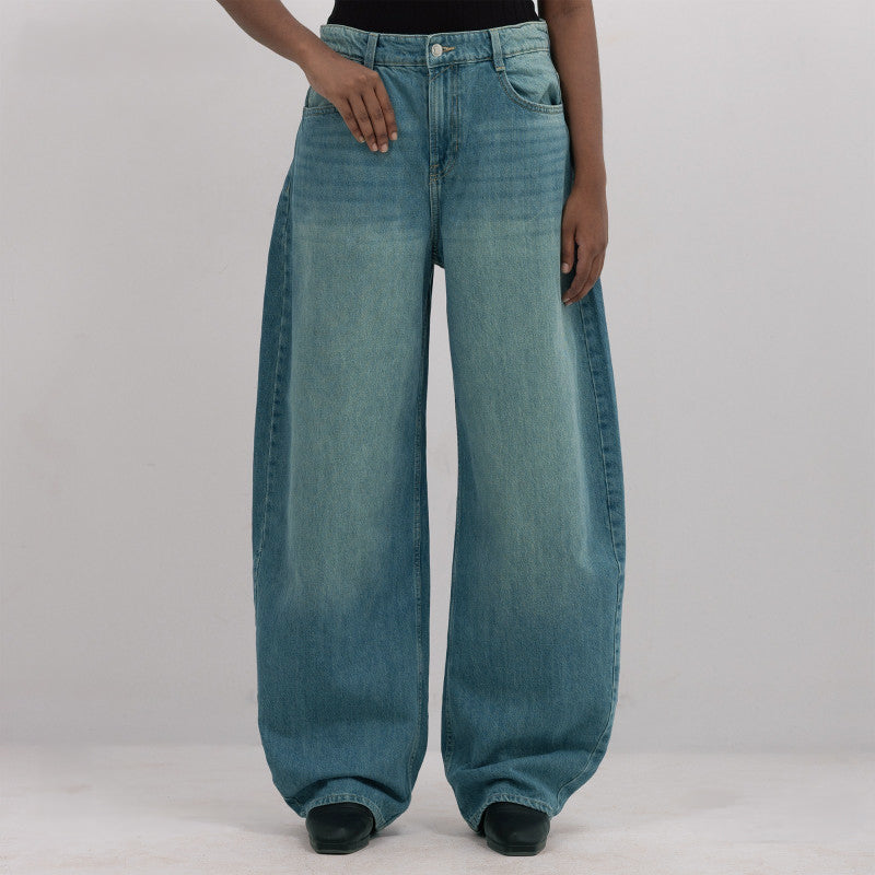 AirCurve High-Rise Balloon Jeans
